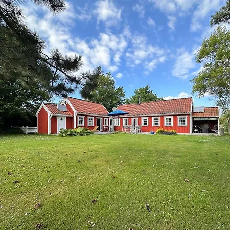 Architect-designed Summer House Near Hald * Liseleje